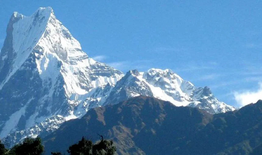 Machhapuchhare Model Trek/Mt Fishtail Trek